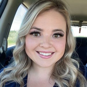 Meet your Posher, Karissa